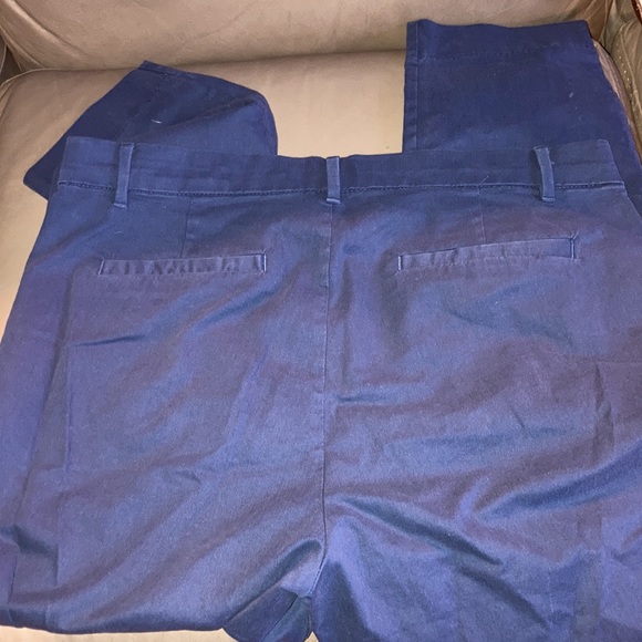 Gap capris ankle length - Picture 3 of 4